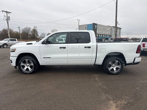 New 2026 RAM 1500 Express image 9