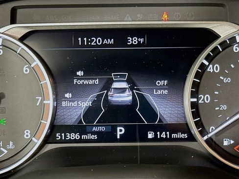 Used 2023 Nissan Rogue SV AWD/4WD image 18