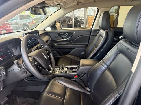 Used 2024 Lincoln Corsair AWD w/ Equipment Group 101A image 11
