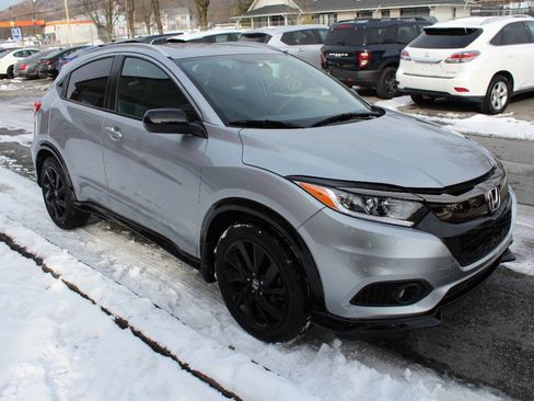 Used 2022 Honda HR-V Sport image 5