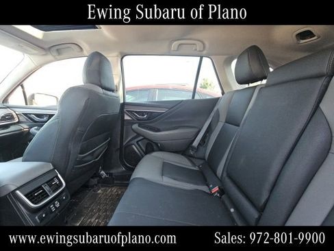 Used 2024 Subaru Outback Onyx Edition XT AWD/4WD image 11