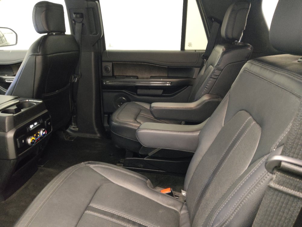 Used 2019 Ford Expedition Limited w/ Special Edition Package AWD/4WD image 18