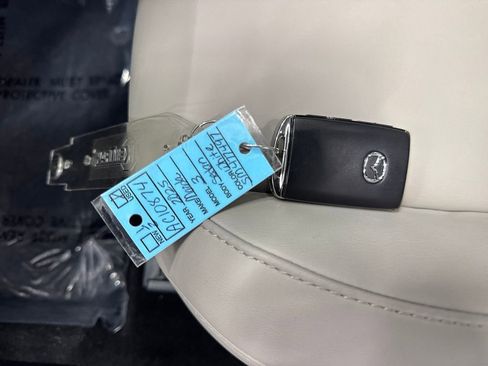 Used 2025 MAZDA MAZDA3 s FWD image 35
