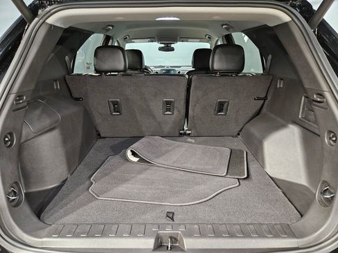 Used 2022 Chevrolet Equinox LT FWD image 18