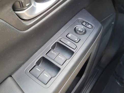 Used 2023 Honda CR-V Sport image 17