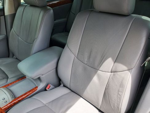 Used 2005 Toyota Avalon image 19