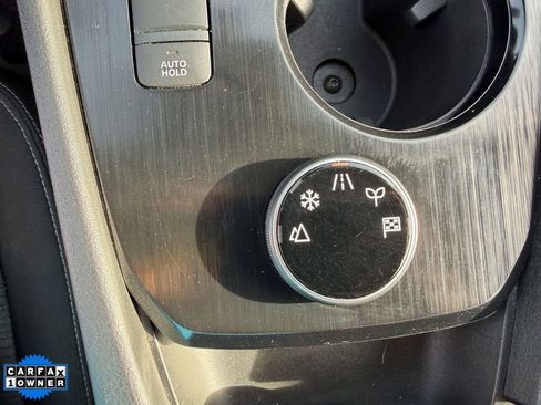 Used 2023 Nissan Rogue SV image 22