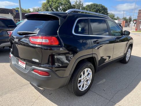 Used 2015 Jeep Cherokee Latitude w/ Cold Weather Group image 7