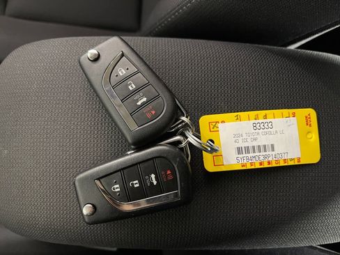 Certified 2024 Toyota Corolla LE FWD image 24