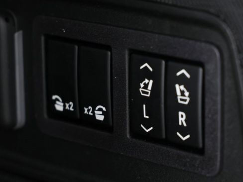 Used 2026 Cadillac Escalade Platinum Sport w/ LPO, Floor Liner Package image 14