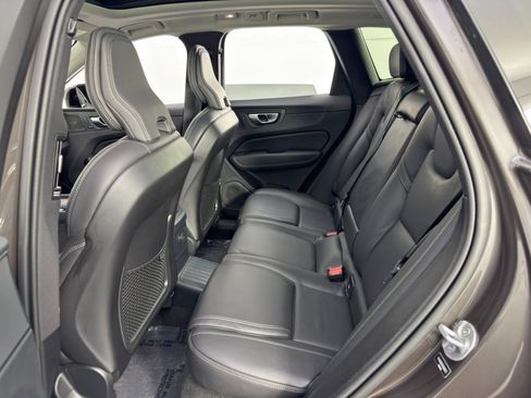 Used 2024 Volvo XC60 T8 Ultimate w/ Protection Package Premier image 43