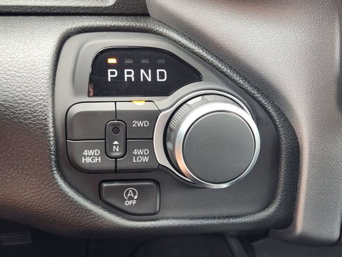 New 2026 RAM 1500 Express AWD/4WD image 20