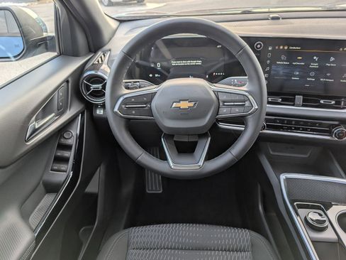 New 2026 Chevrolet Equinox LT w/ Safety and Technology Package image 12