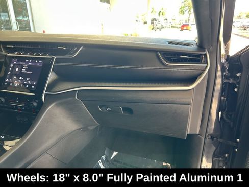 Used 2023 Jeep Grand Cherokee L Laredo AWD/4WD image 20