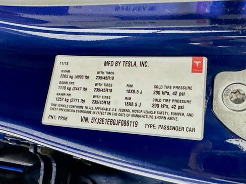 Used 2018 Tesla Model 3 Long Range image 49