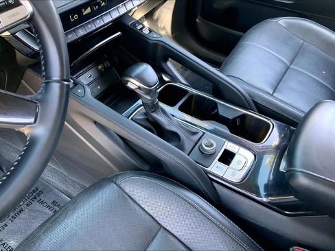 Used 2020 Kia Telluride EX w/ EX Premium Package FWD image 17