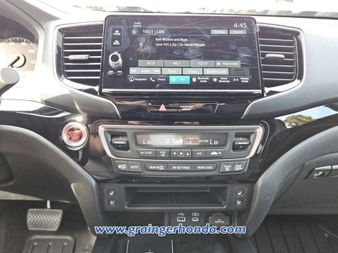 New 2026 Honda Ridgeline Black Edition image 14