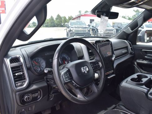 Used 2025 RAM 1500 Laramie AWD/4WD image 7