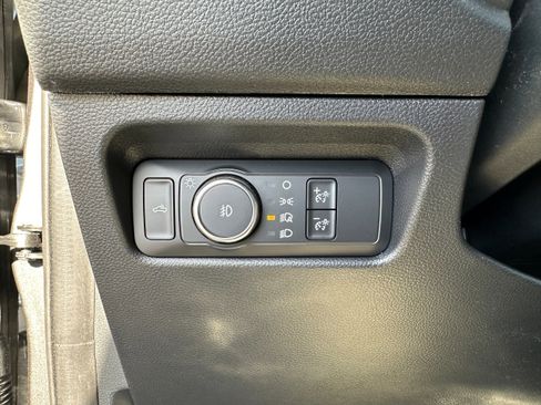 Used 2024 Ford Ranger XLT w/ Technology Package image 13