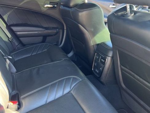 Used 2020 Dodge Charger SRT Hellcat w/ Carbon/Suede Interior Package image 11