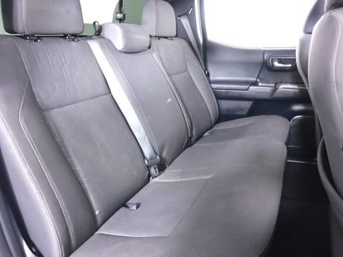 Used 2016 Toyota Tacoma SR AWD/4WD image 44