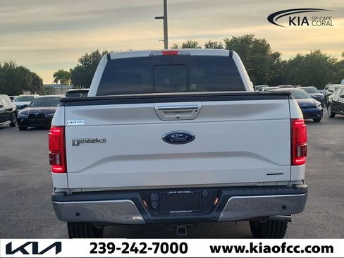 Used 2016 Ford F150 Lariat RWD image 5