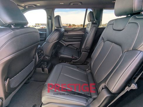 New 2026 Jeep Grand Cherokee L Limited AWD/4WD image 28