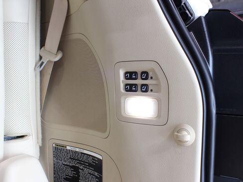 Used 2019 Lexus LX 570 4WD image 68