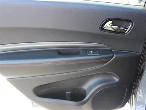 Used 2024 Dodge Durango GT image 33