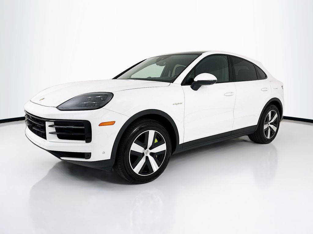 Certified 2024 Porsche Cayenne Coupe AWD/4WD image 1