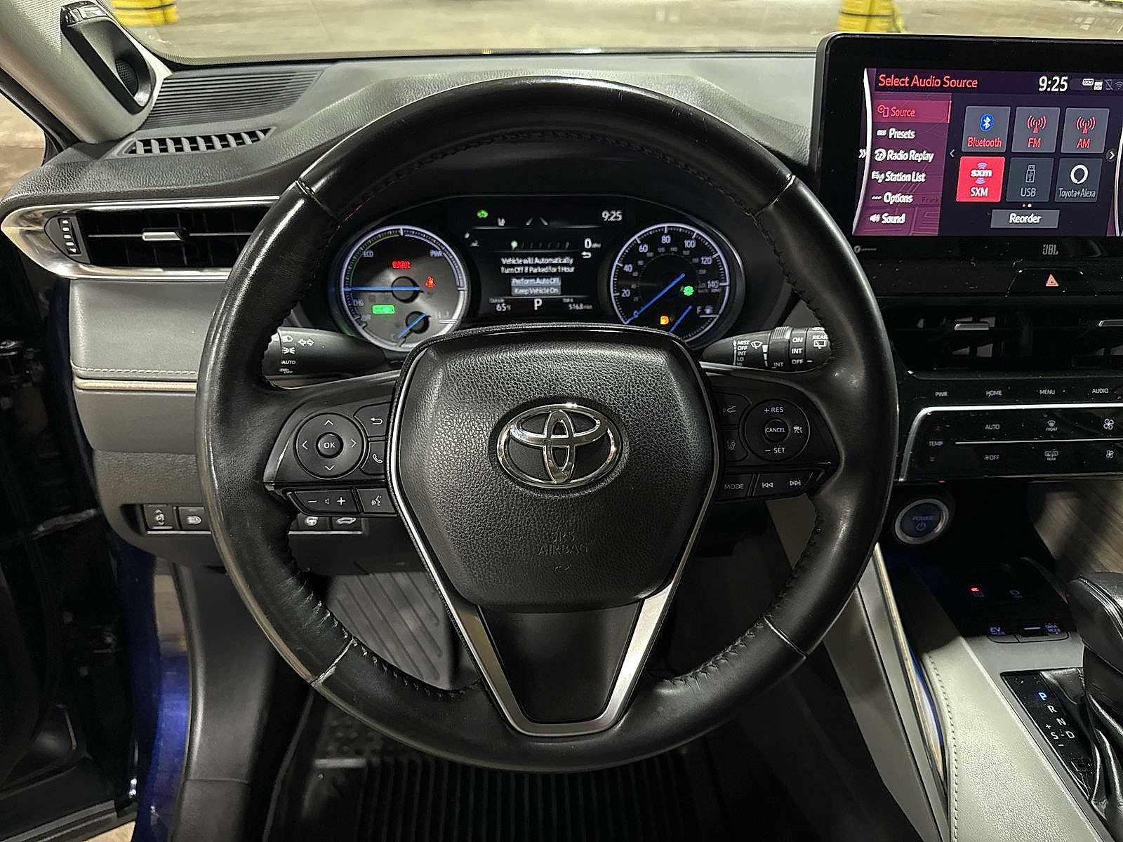 Used 2021 Toyota Venza XLE w/ Softex Package AWD/4WD image 18