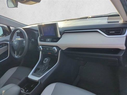 Certified 2023 Toyota RAV4 XLE Premium FWD image 27