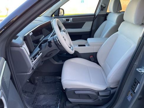 New 2026 Hyundai Santa Fe SE image 16