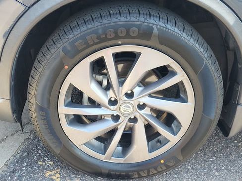 Used 2016 Nissan Rogue SL w/ SL Premium Package AWD/4WD image 24