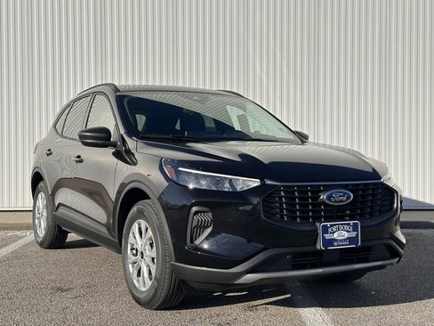 New 2026 Ford Escape Active w/ Active Premium Tech Pack image 6