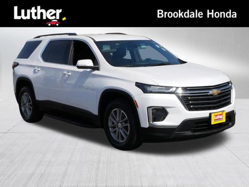 Used 2023 Chevrolet Traverse LT FWD image 1