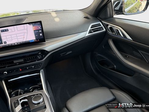 Used 2025 BMW 430i Convertible w/ Convenience Package RWD image 17