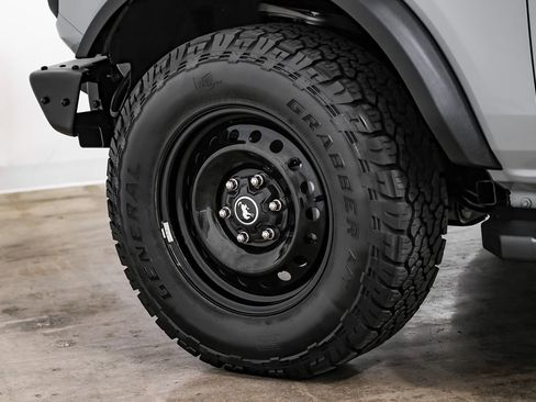 Used 2022 Ford Bronco Black Diamond image 55