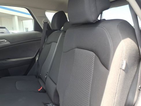 Used 2025 Kia Sportage LX FWD image 13