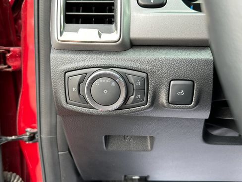 Used 2020 Ford Ranger XLT w/ Equipment Group 301A Mid AWD/4WD image 17
