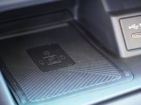 Certified 2024 INFINITI QX50 Luxe w/ Accent Package image 16