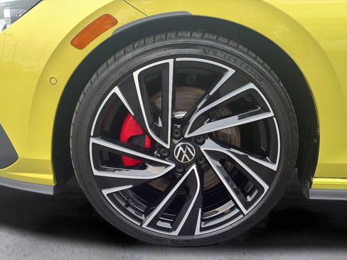 Used 2022 Volkswagen GTI Autobahn FWD image 51