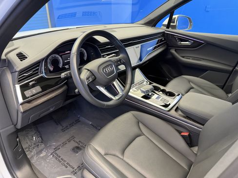 Used 2023 Audi Q7 2.0T Premium Plus w/ Premium Plus Package AWD/4WD image 11