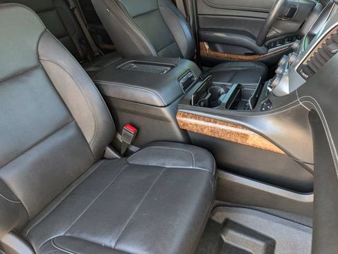 Used 2019 Chevrolet Tahoe Premier AWD/4WD image 24