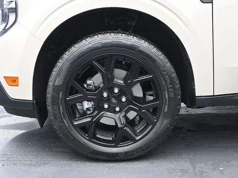 New 2025 Ford Maverick XLT w/ XLT Luxury Package image 27