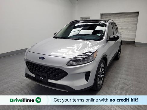 Used 2020 Ford Escape SE Sport image 1