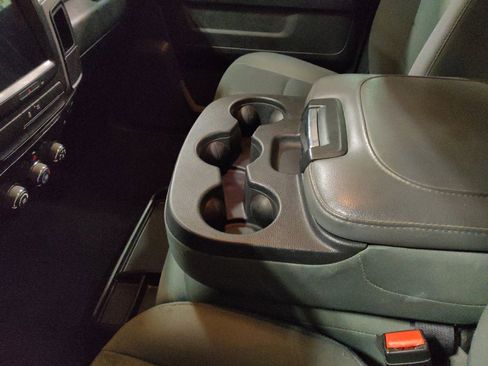 Used 2018 RAM 1500 Express w/ Express Value Package RWD image 26