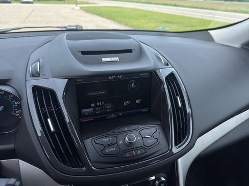 Used 2013 Ford Escape SEL AWD/4WD image 24
