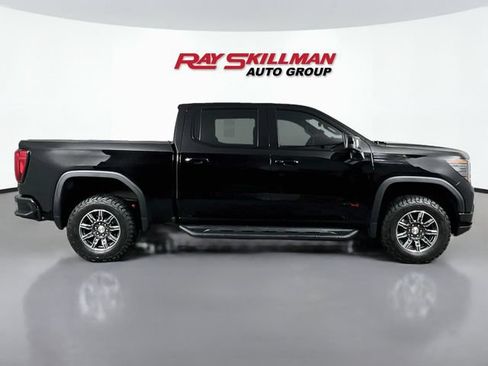 Used 2024 GMC Sierra 1500 AT4 w/ Technology Package AWD/4WD image 8