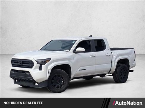 Used 2025 Toyota Tacoma SR5 RWD image 1